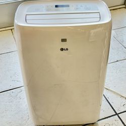 LG - Portable Air Conditioner 6000 Btu for A 10x20 Ft / 250 Sq Ft Room 