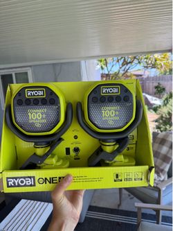 Ryobi Speaker Set