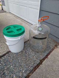Home brew glass carboy