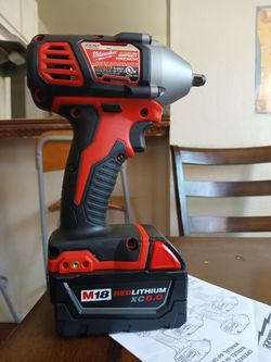 18v Milwaukee lmpact Wrench 3/8 And Battery 6.0ah
