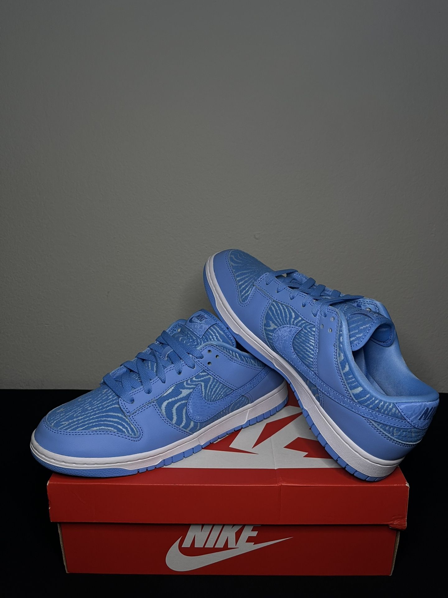 Nike Dunk Low PRM Size 11