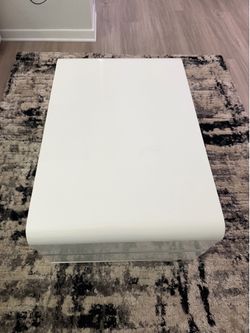 Modern tables