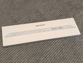 Apple Magic Keyboard with Numeric Keypad