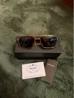 Prada sun glasses