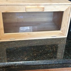 Bread box