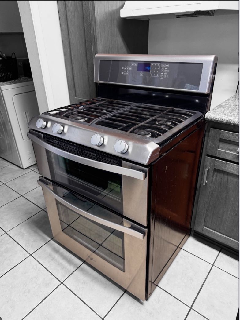 30” WHIRLPOOL DOUBLE OVEN GAS RANGE STAINLESS STEEL  ”WORKS GREAT”