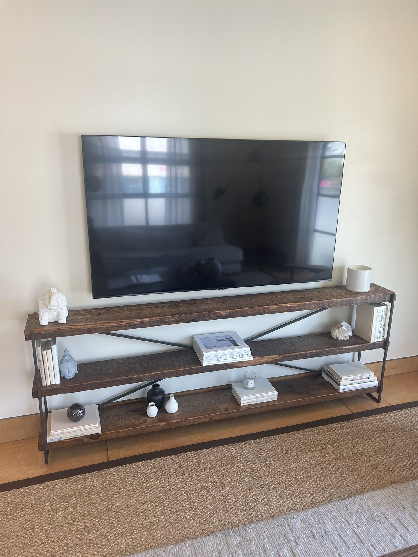 65 Inch Samsung Smart TV (2 Years Old) 