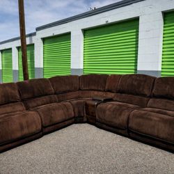 Brown Reclining Sectional Couch w/ Cup Holders