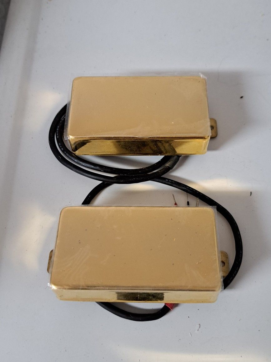 Hot Ceramic Gold Humbuckers 