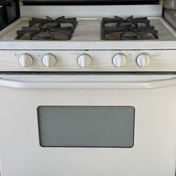 Maytag Stove / Oven