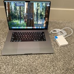 MacBook Pro M1 Pro 16 Inch