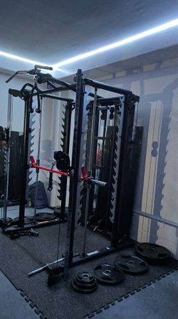The Inspire Fitness SCS Smith Cage System