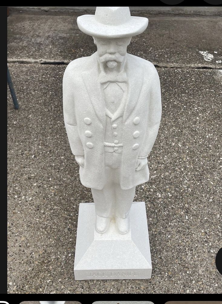 Jack Daniels Statue