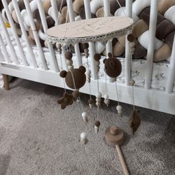 Baby Bed Stand