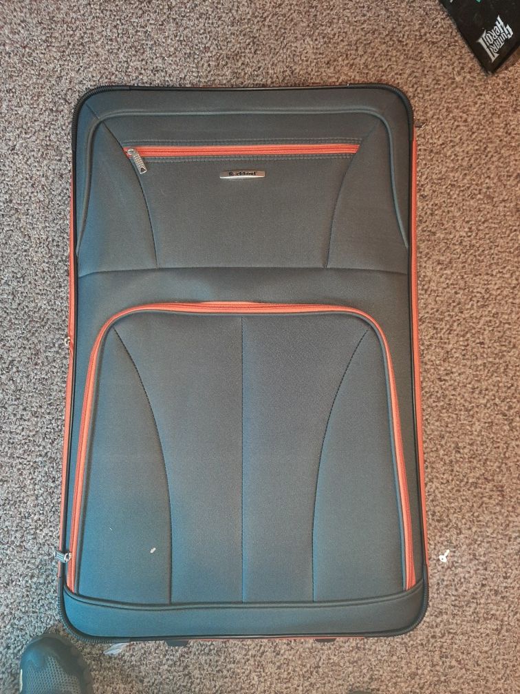 Rockland 3 piece luggage grey orange
