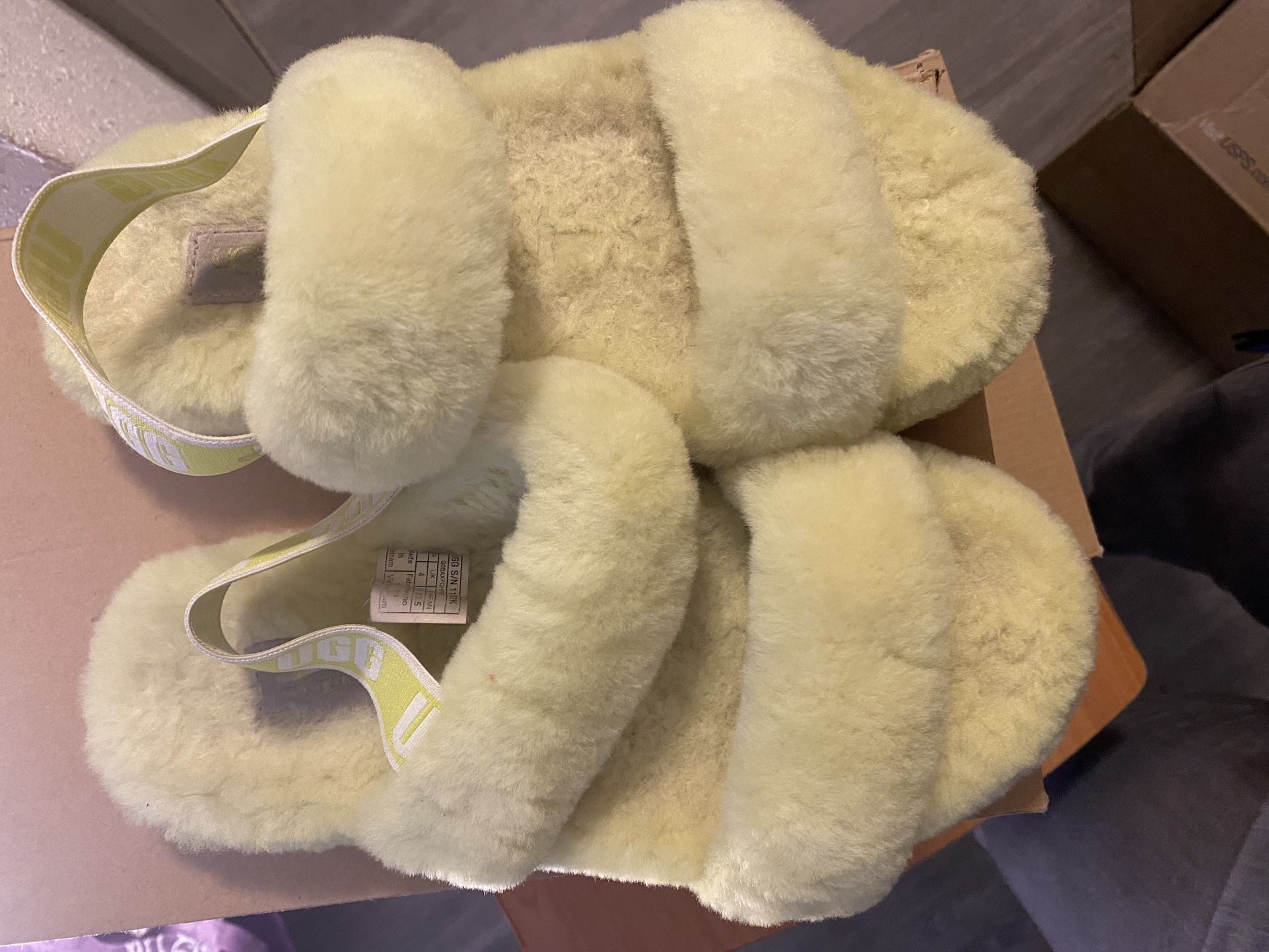2 pairs Of UGG Slides Size 5