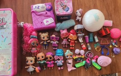 LOL Dolls and Assesories