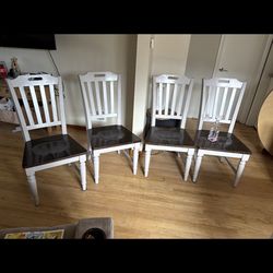 Dining Table with 4 chairs