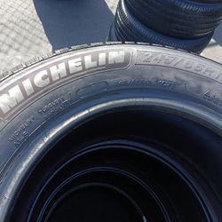 4 Llantas 245 65 R17 Michelin X Lt A/S