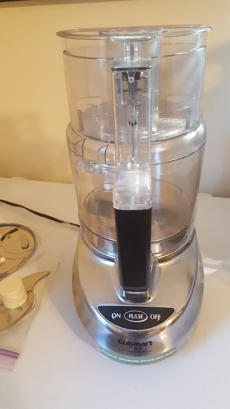 Cuisinart food processor