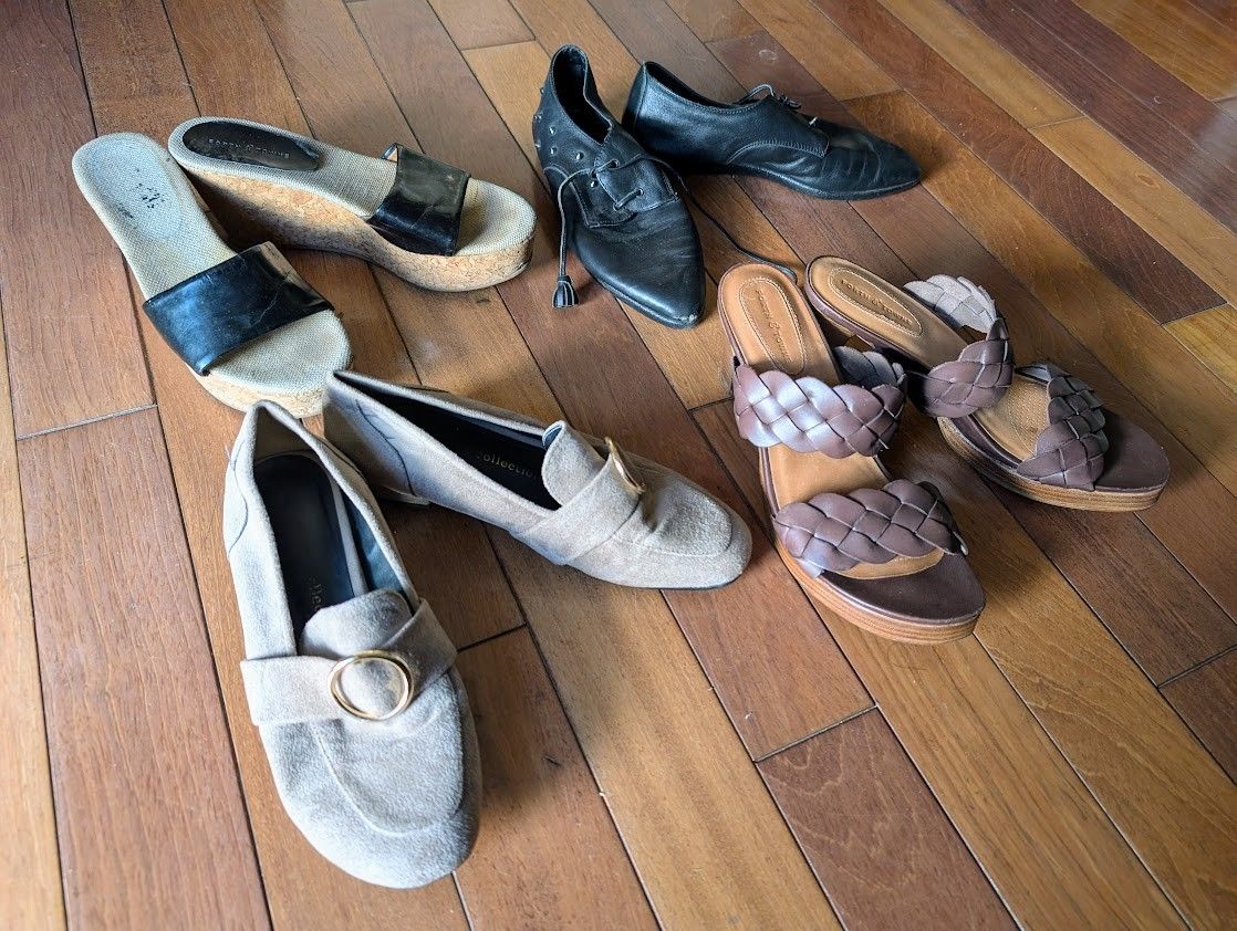 $3 per pair women's size 6 6.5 7 shoes (sandals, flats, slippers, wedges, loafers)