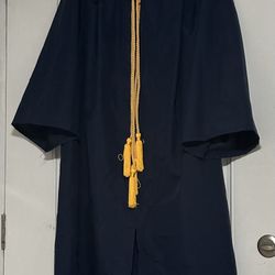 yhs graduation gown