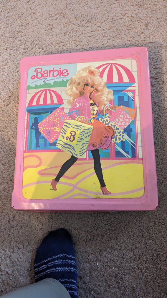 SUPER COOL VINTAGE 1989 Mattel Toys BARBIE DOLL CASE MAKE OFFER