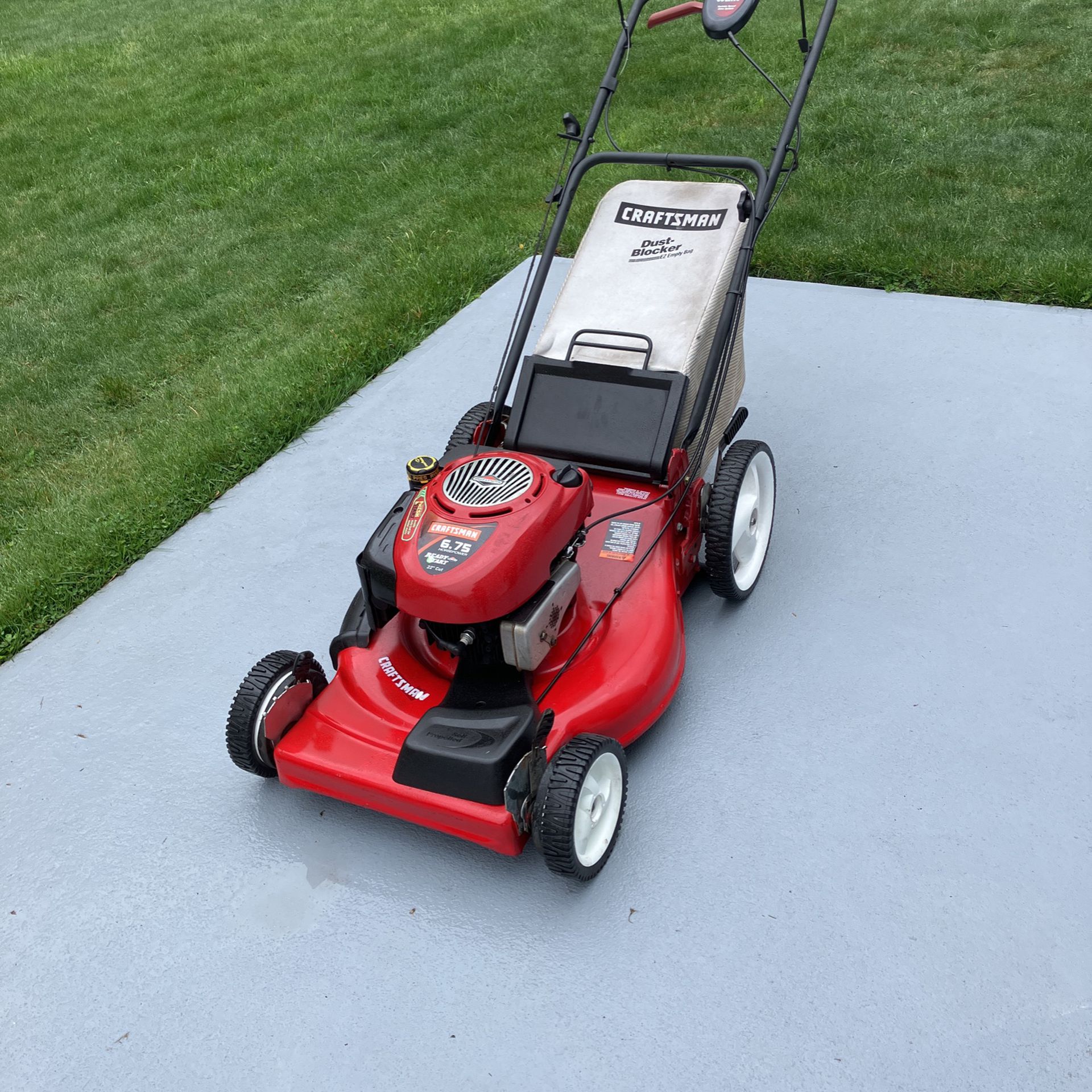 CRAFTSMAN Self-propelled LAWN MOWER with 6.75-hp BRIGGS & STRATTON Engine & 22” Deck, Plus Automatic Choke Runs Great 👍 