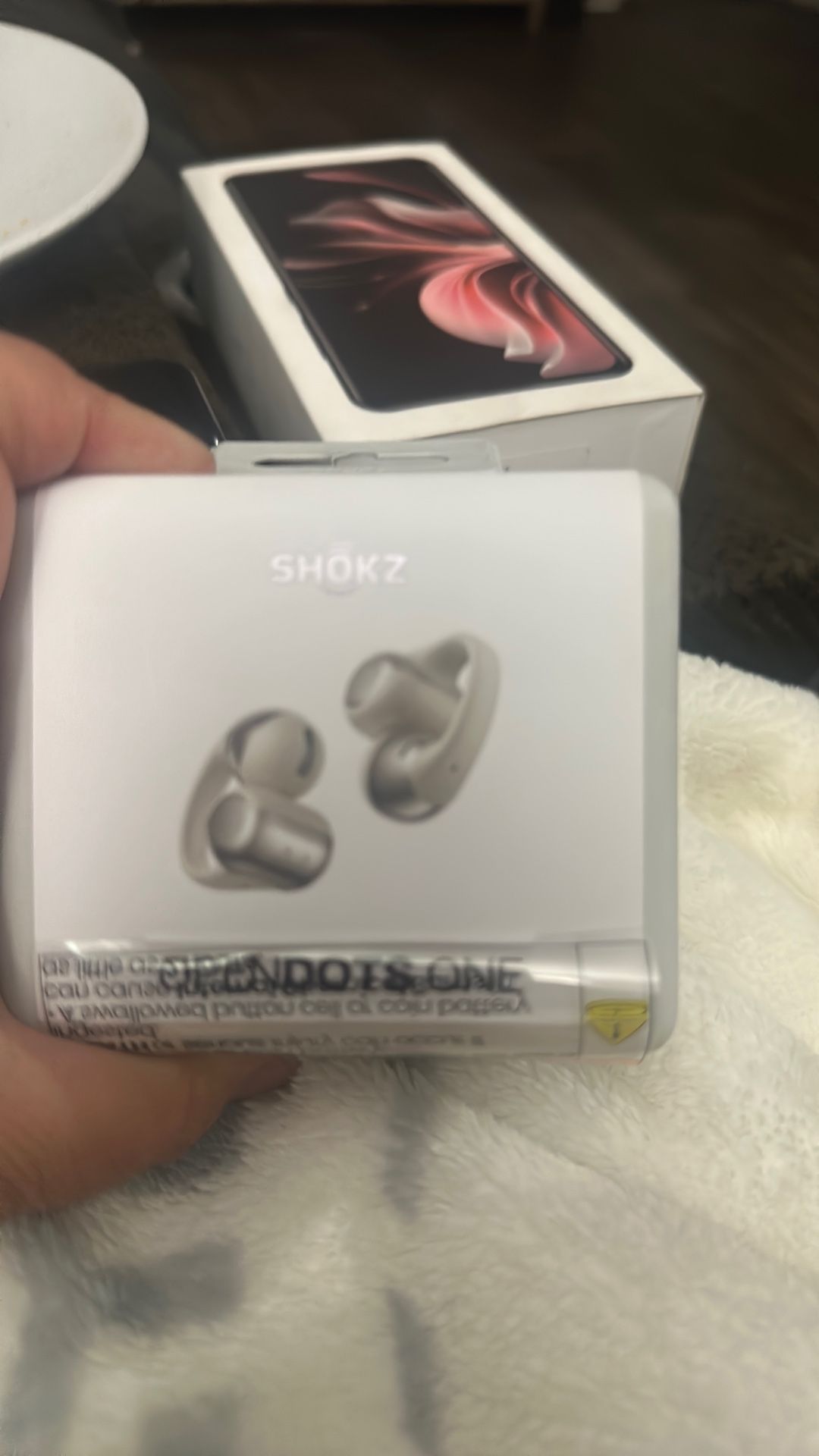 OPEN-EAR TRUE WIRELESS EARBUDS