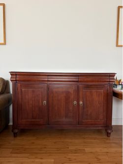 Ethan Allen Solid Wood  Sideboard / Buffet