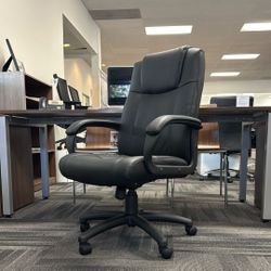 The Pentara High Back Executive Office Chair