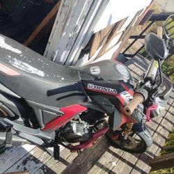 Clean Bike Just Need A New Oil Change  And Need To Put The Stater Wires Back On Looking For 3k Honda Kp Mini 150