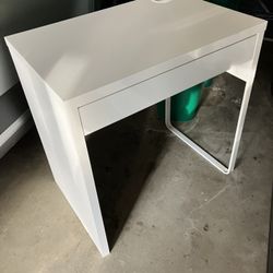 Free Small Desk