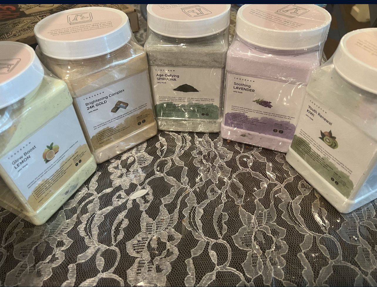 PROFFESSIONAL FACE JELLY MASK BRAND NEW!!