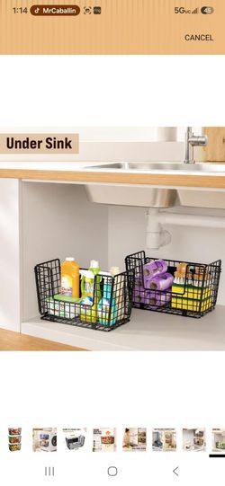 Magnetic shelf
