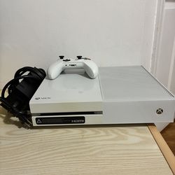 White Xbox 500gb