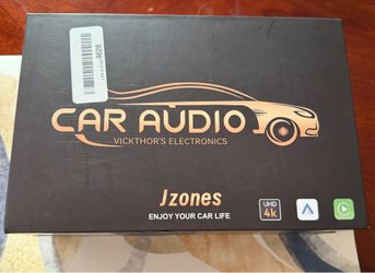 Car play Screen with back up camera