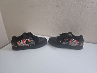 Mens 9.5 Sneakers