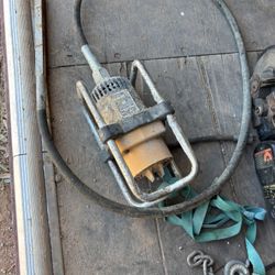 Concrete vibrator 275 $ 