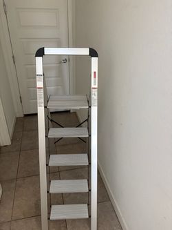 Aluminum Folding Step Ladder 5-Step