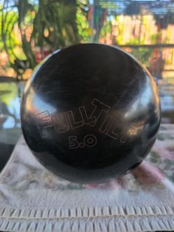 Full Tilt 5.0 Bowling Ball (B)