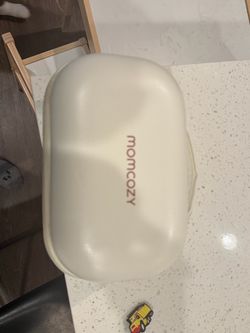 Momcozy Breast Pumps + Carrying Case