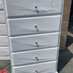 Chest With 5 Deep Drawers 299