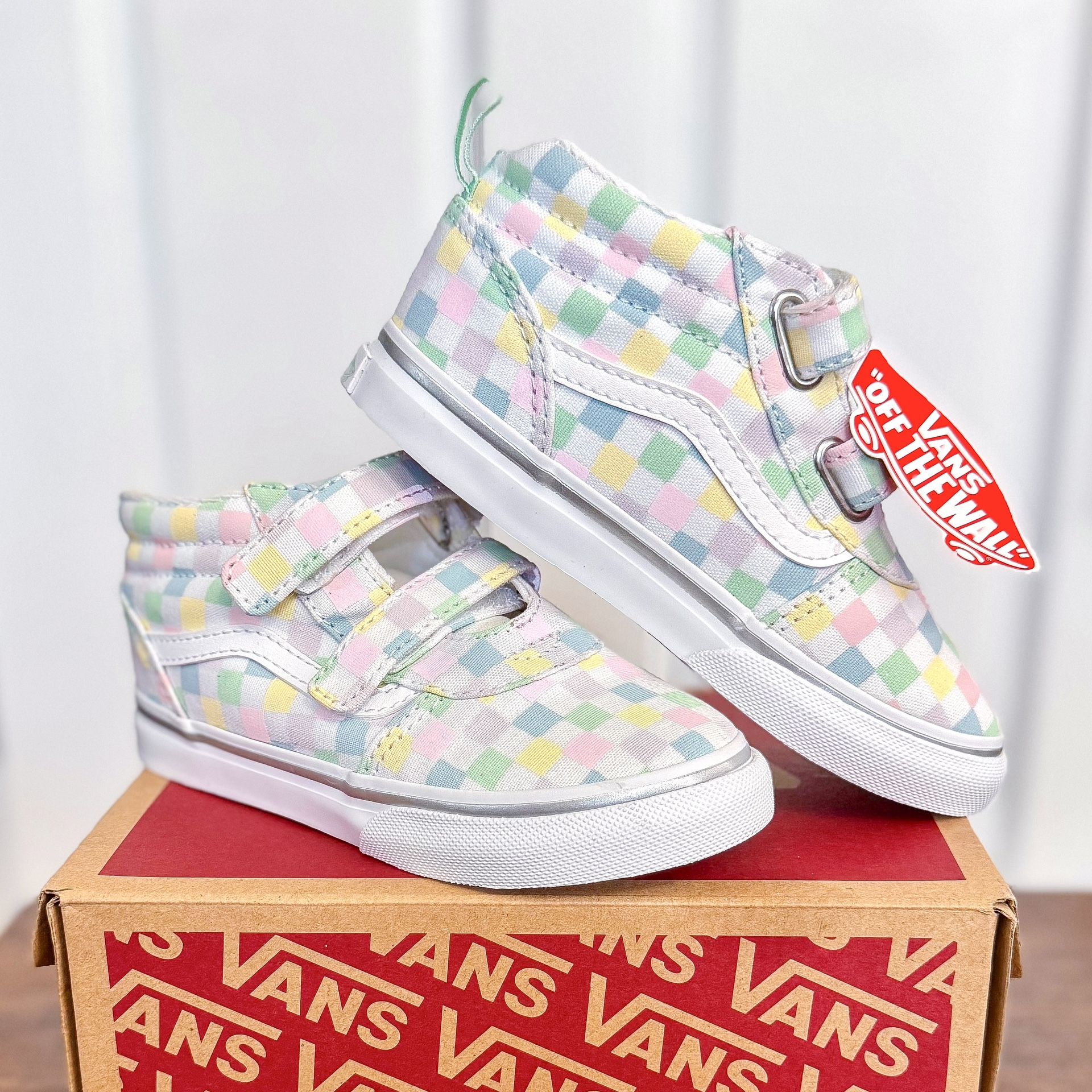 *NEW* VANS WARD MID V REFLECTIVE CHECKER/PASTEL/WHITE (Size 10T)🪩