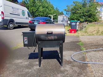 Treager junior elite pellet grill