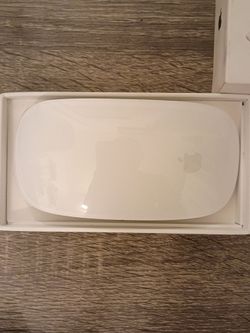 Apple Magic Mouse - Like New (With Original Box)