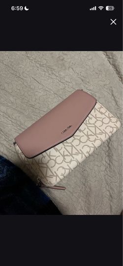 Calvin Klein shoulder purse