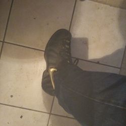 Nike Black And Gold Phoam Deposits 125