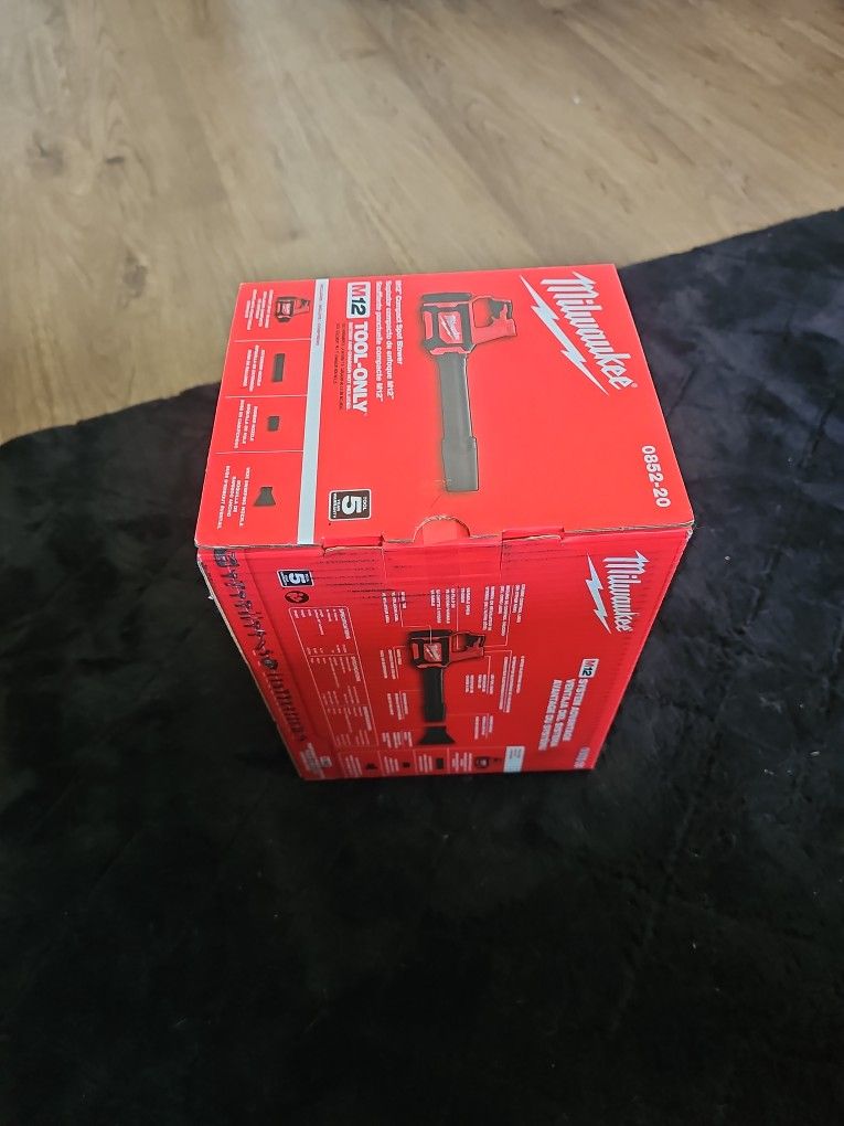 M12 Compact Spot Blower