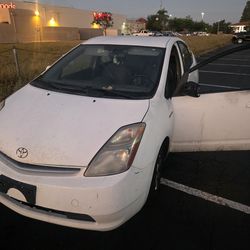 07 Toyota Prius White